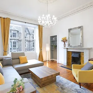  Apartment The Forrest Road
