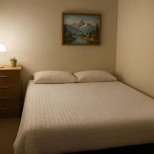  Apartment Comfy 2 Bedroom Flat Near City Center